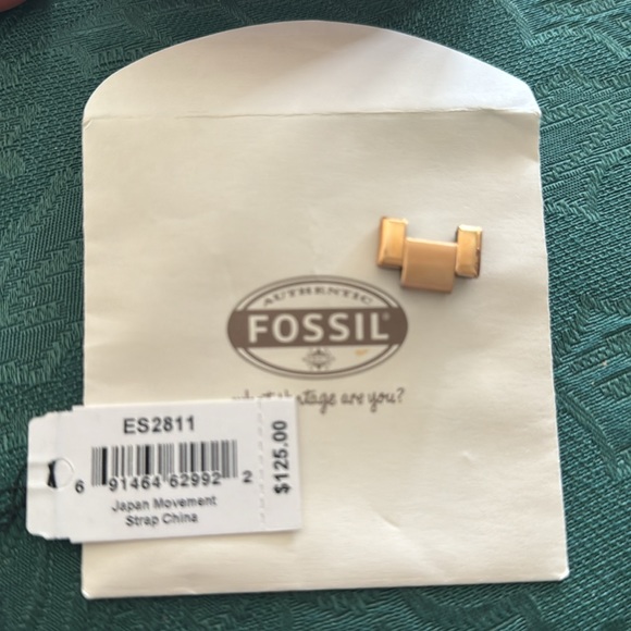 Rose gold fossil watch - Picture 8 of 8